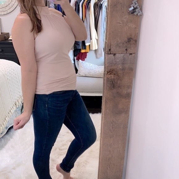 Susana Monaco sleeveless top blush color size small - Picture 3 of 6